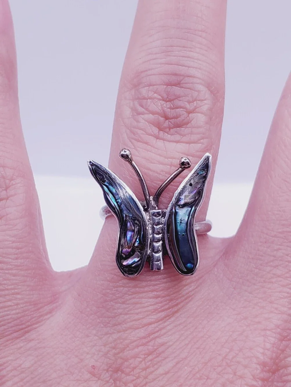 Abalone Butterfly 925 Sterling Silcer Artisan Iridescent Vintage Ring
